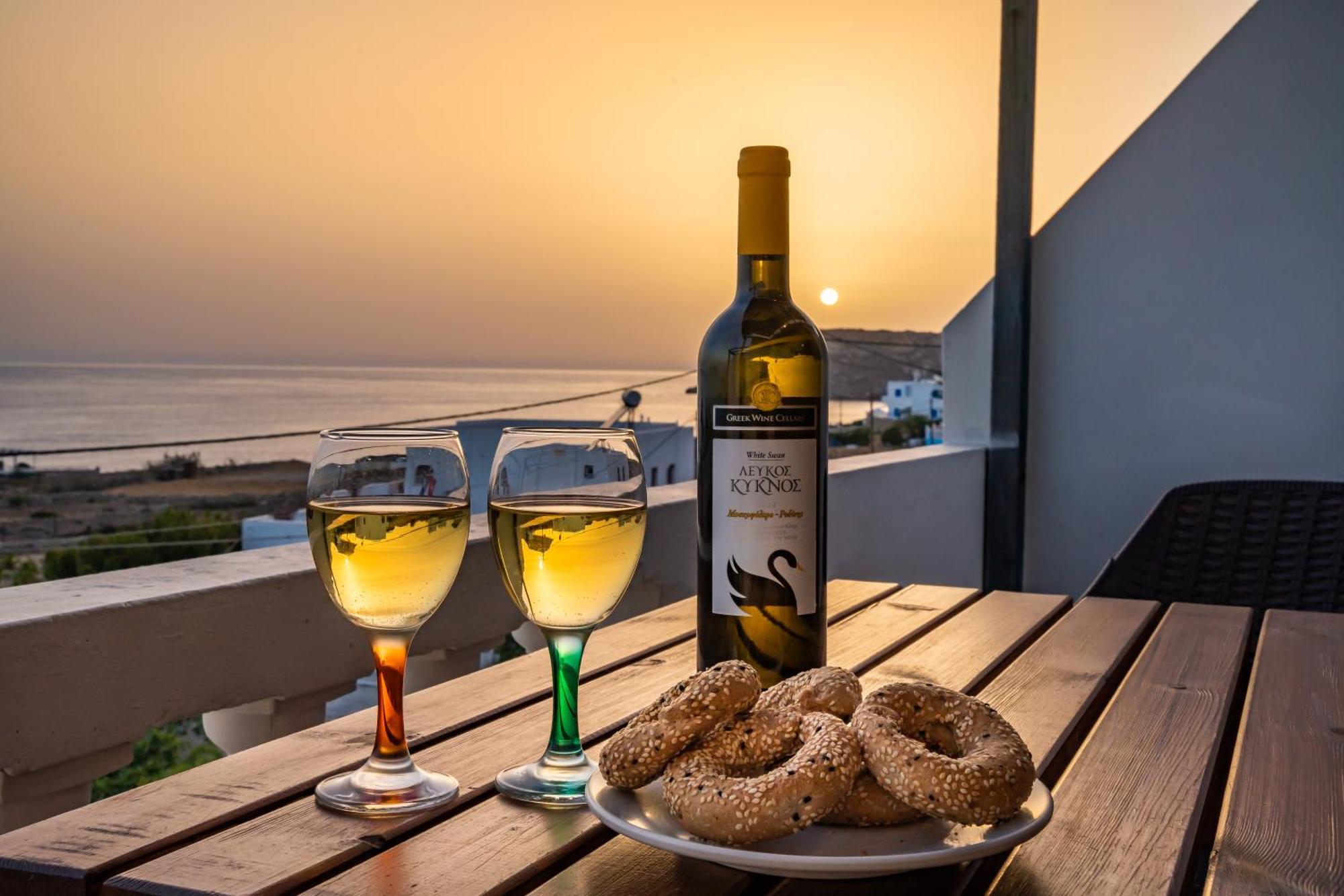 Hotel Sun Week Bay Lefkos  Zewnętrze zdjęcie